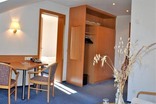 фото отеля Landhotel Ulmenhof Putbus