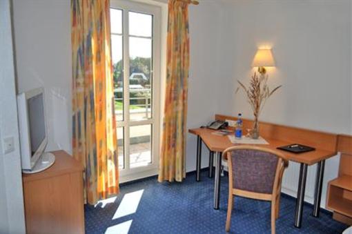 фото отеля Landhotel Ulmenhof Putbus