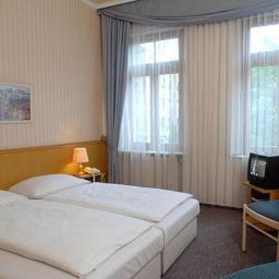 фото отеля Hotel Ratskeller Leipzig - Plagwitz