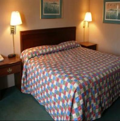 фото отеля Red Carpet Inn Wilkesboro