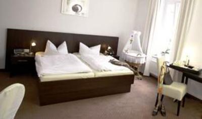 фото отеля Eynck's Deutscher Vater Hotel Munster