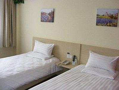 фото отеля Hanting Express Yixing Renmin Middle Road