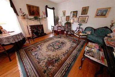 фото отеля Carrier Houses Bed and Breakfast Rutherfordton