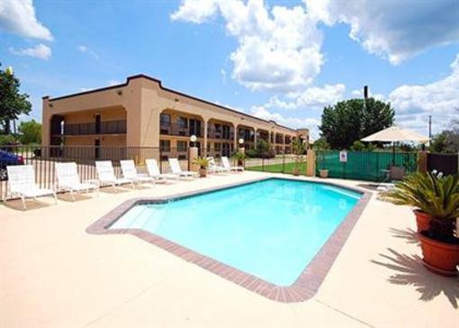 фото отеля Quality Inn Natchitoches
