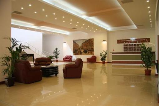 фото отеля D'Plaza Hotel