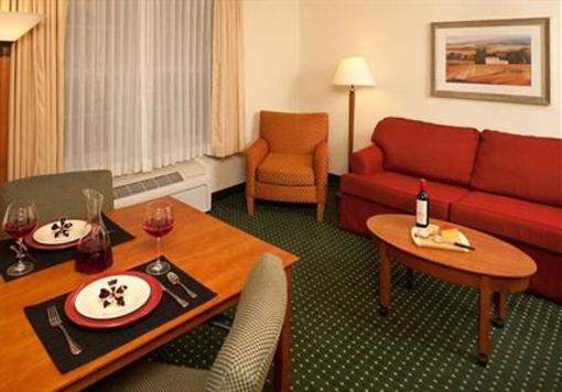 фото отеля Towneplace Suites Town Center Bowie