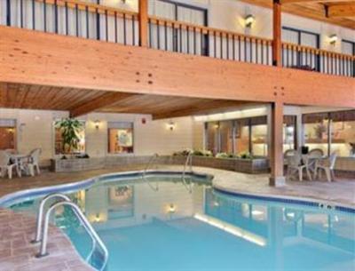 фото отеля Econo Lodge Wisconsin Dells