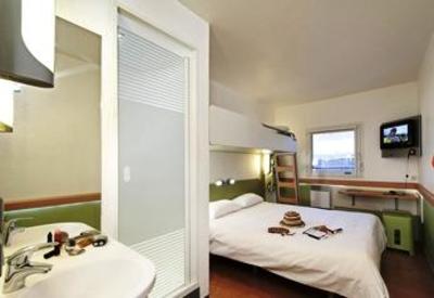 фото отеля Ibis Budget Angouleme Centre