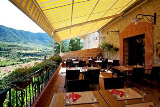 фото отеля Hostellerie du Vieux Moulin Duilhac-sous-Peyrepertuse