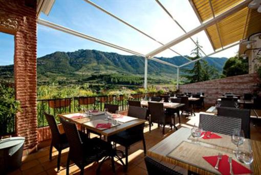 фото отеля Hostellerie du Vieux Moulin Duilhac-sous-Peyrepertuse