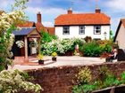 фото отеля Homelye Farm Courtyards