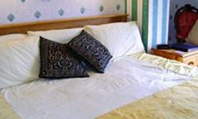 фото отеля The Wharncliffe Bed & Breakfast Scarborough