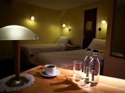 фото отеля Cheviot Hotel