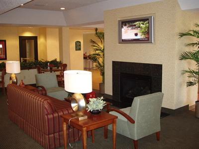 фото отеля Holiday Inn Express Village West