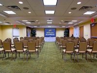 Holiday Inn Express Village West