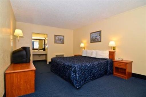 фото отеля Americas Best Value Inn Goodland
