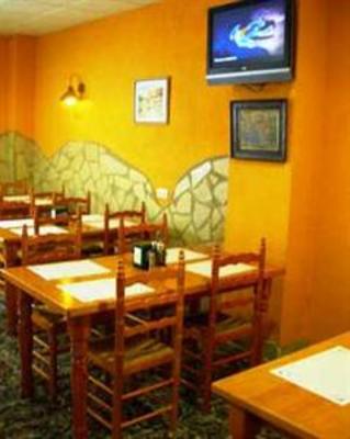 фото отеля Hostal Cristina