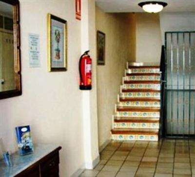 фото отеля Hostal Cristina