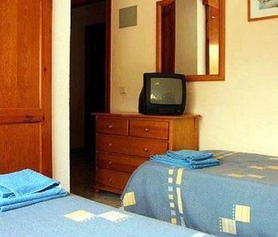 фото отеля Hostal Cristina