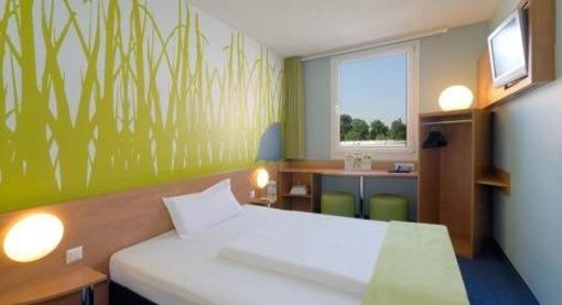 фото отеля Bed & Breakfast Hotel Freiburg im Breisgau