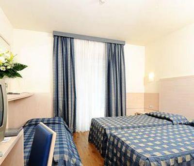 фото отеля Caravel Hotel Nago-Torbole