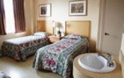 фото отеля Auberge YWCA Hotel