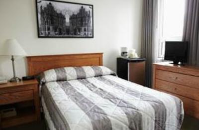 фото отеля Auberge YWCA Hotel