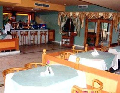 фото отеля Grand Continental Hotel