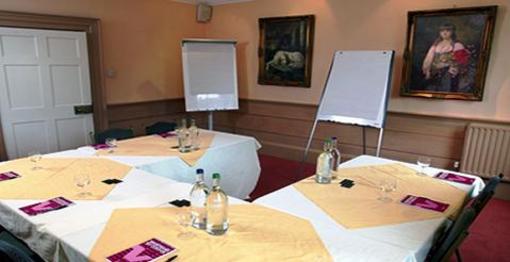 фото отеля The Barns Hotel Cannock