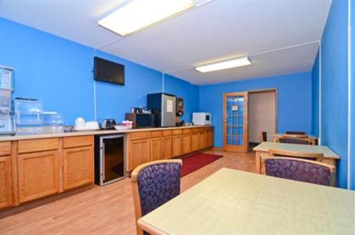 фото отеля Americas Best Value Inn Columbus Nebraska