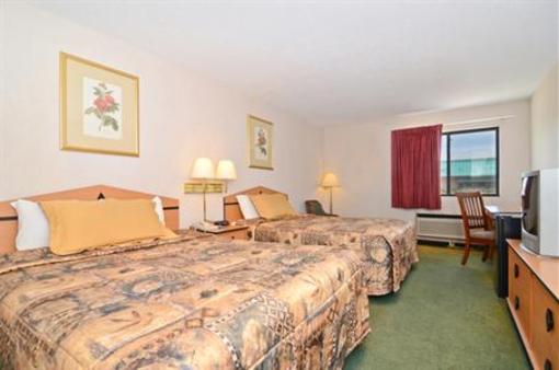 фото отеля Americas Best Value Inn Columbus Nebraska