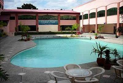 фото отеля Oxford Hotel Angeles City