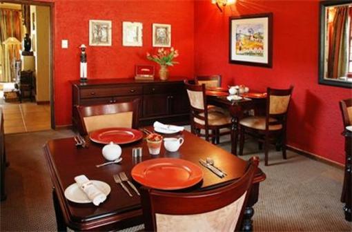 фото отеля Lourie Lodge Johannesburg
