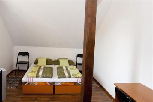 фото отеля Zuglo Apartman Budapest