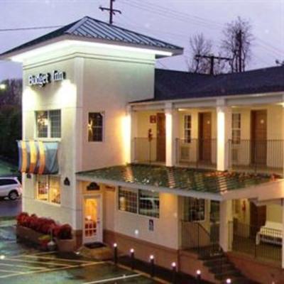 фото отеля Budget Inn Charlottesville