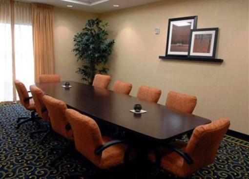 фото отеля SpringHill Suites Wheeling