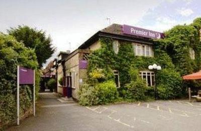 фото отеля Premier Inn South Pontefract
