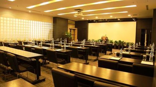фото отеля Tianjin Green Park Villa Hotel