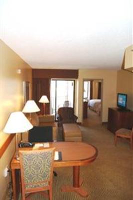 фото отеля Embassy Suites Phoenix-Scottsdale