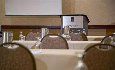 фото отеля Embassy Suites Phoenix-Scottsdale