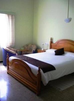 фото отеля Hostal Doris Ses Salines