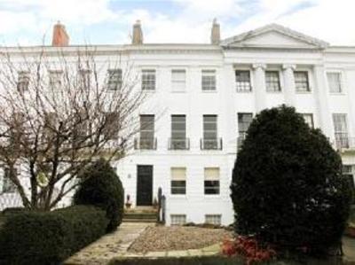 фото отеля Evesham Road Serviced Properties Hotel Cheltenham