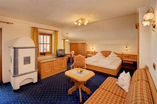 фото отеля Hotel Tyrol Kastelruth