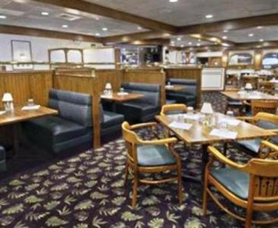 фото отеля Howard Johnson Plaza Hotel Grand Rapids