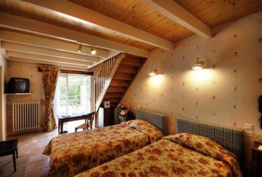 фото отеля Hotel Relais Des Landes Ouchamps