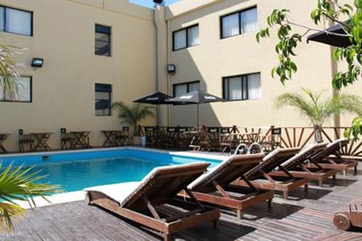 фото отеля Howard Johnson Hotel San Pedro