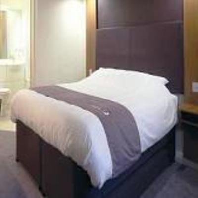 фото отеля Premier Inn Glasgow Airport