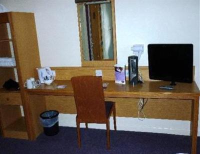 фото отеля Premier Inn Glasgow Airport