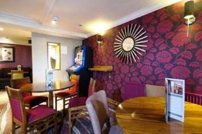 фото отеля Premier Inn Glasgow Airport