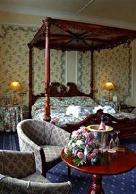 фото отеля Scarisbrick Hotel